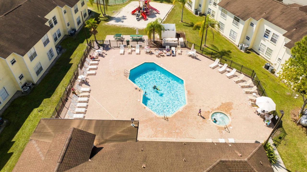 Beautiful Cozy Retreat Near Disney - Spacious Condo كيسيمي المظهر الخارجي الصورة
