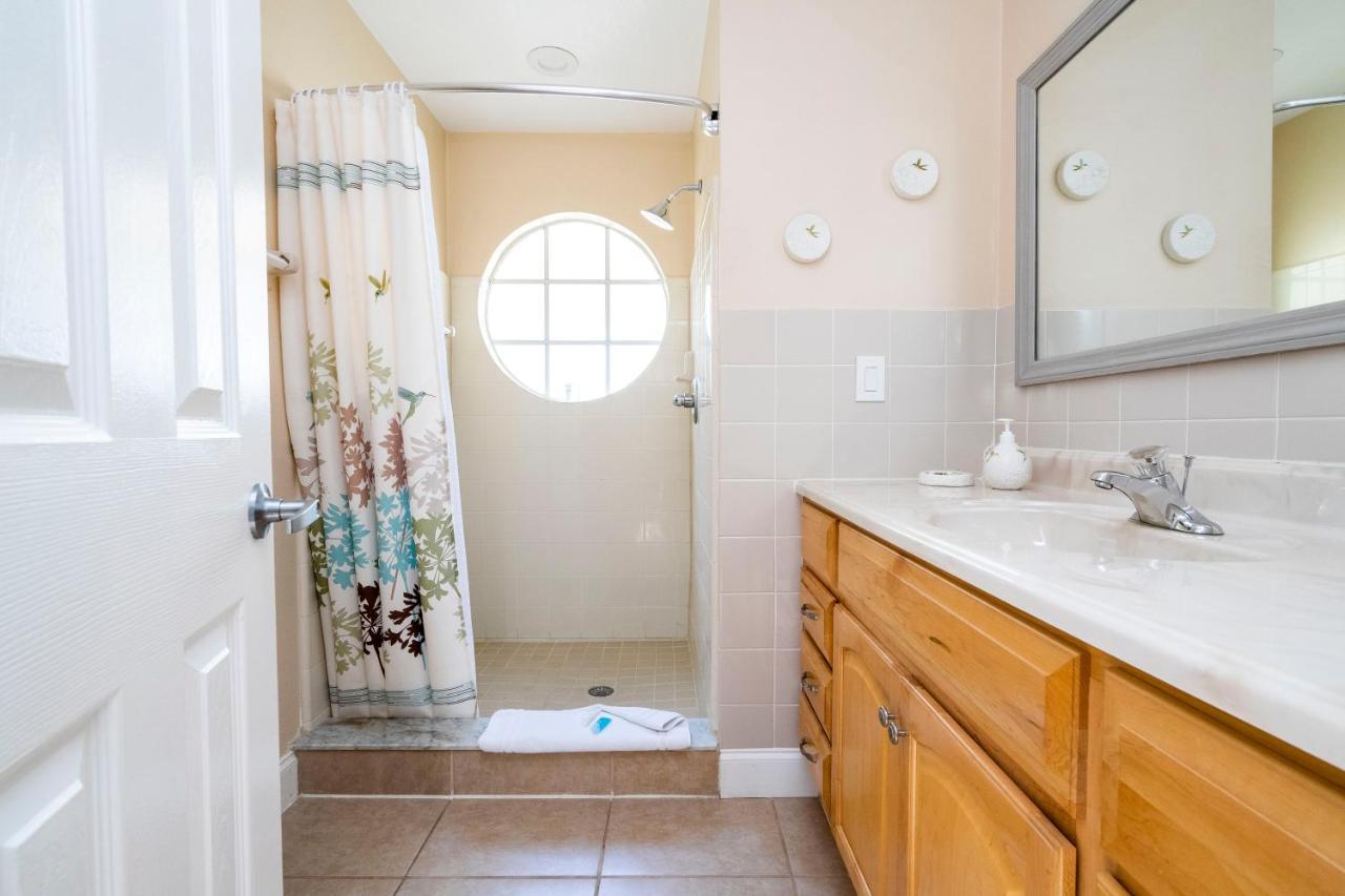 Beautiful Cozy Retreat Near Disney - Spacious Condo كيسيمي المظهر الخارجي الصورة
