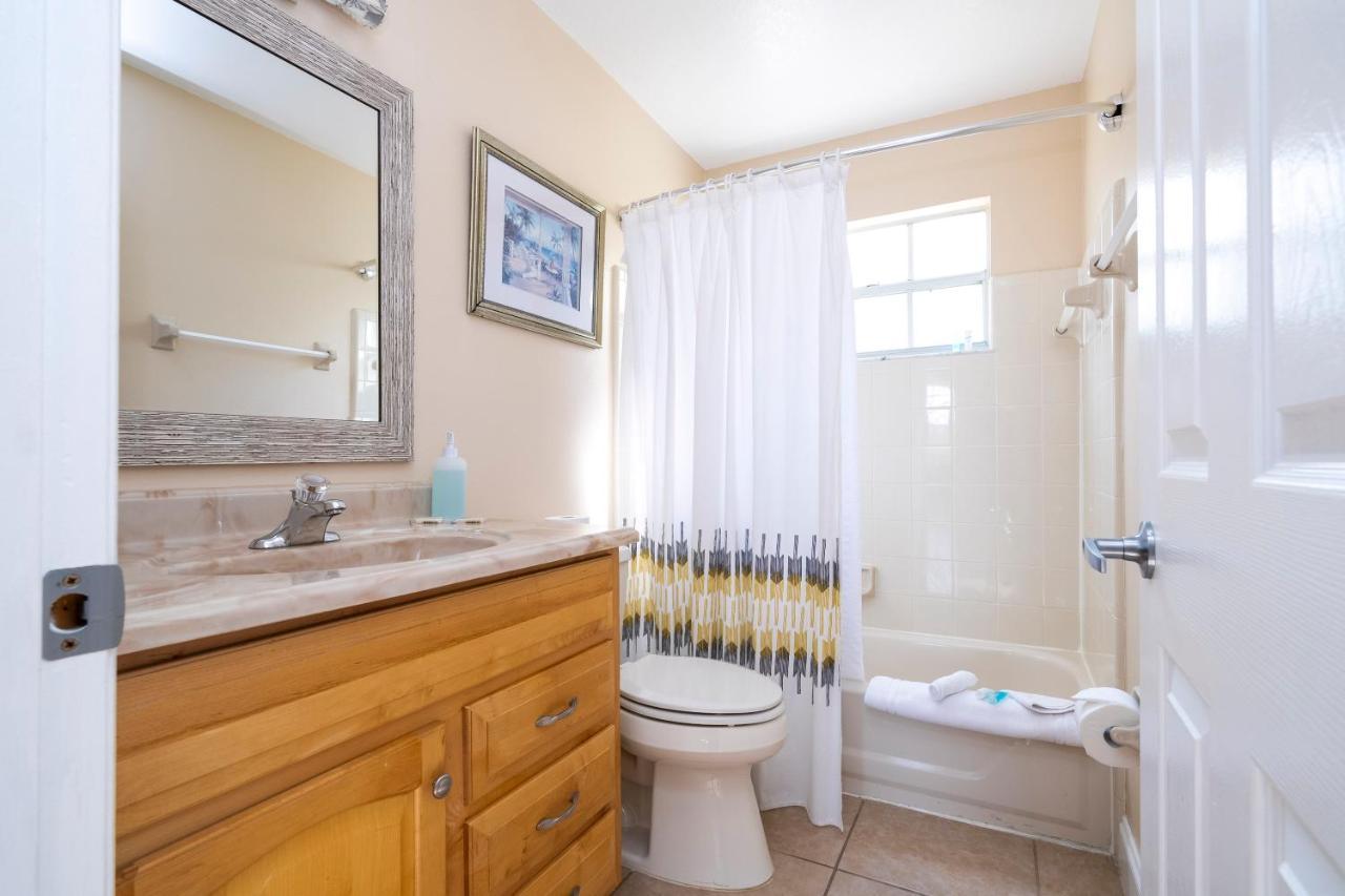Beautiful Cozy Retreat Near Disney - Spacious Condo كيسيمي المظهر الخارجي الصورة