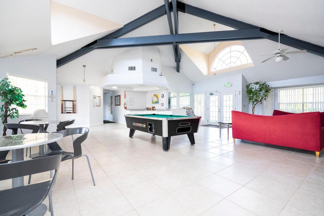 Beautiful Cozy Retreat Near Disney - Spacious Condo كيسيمي المظهر الخارجي الصورة